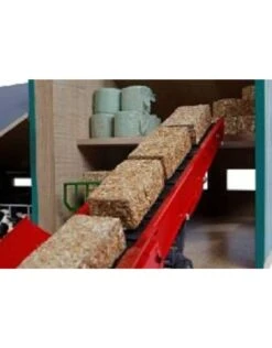 Kids Globe 610200 - Stal Met Loods (1:32 / Siku) -Miniatuur Speelgoed Winkel kids globe kids globe 610200 stal met loods 132 si 2