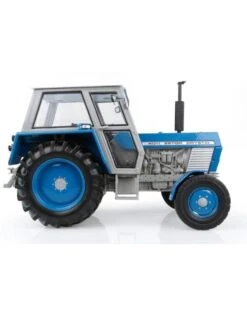Universal Hobbies 5246 - Zetor Crystal 8011 (2wd) 1:32 -Miniatuur Speelgoed Winkel universal hobbies universal hobbies 5246 zetor cry 2
