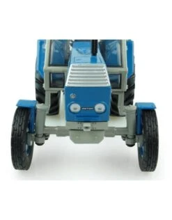 Universal Hobbies 5246 - Zetor Crystal 8011 (2wd) 1:32 -Miniatuur Speelgoed Winkel universal hobbies universal hobbies 5246 zetor cry 4