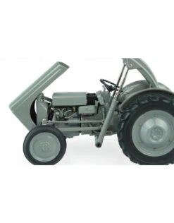 Universal Hobbies 5247 - Ferguson TEA 20 Met Frontlader / Bananaloader 1:32 -Miniatuur Speelgoed Winkel universal hobbies universal hobbies 5247 ferguson 5