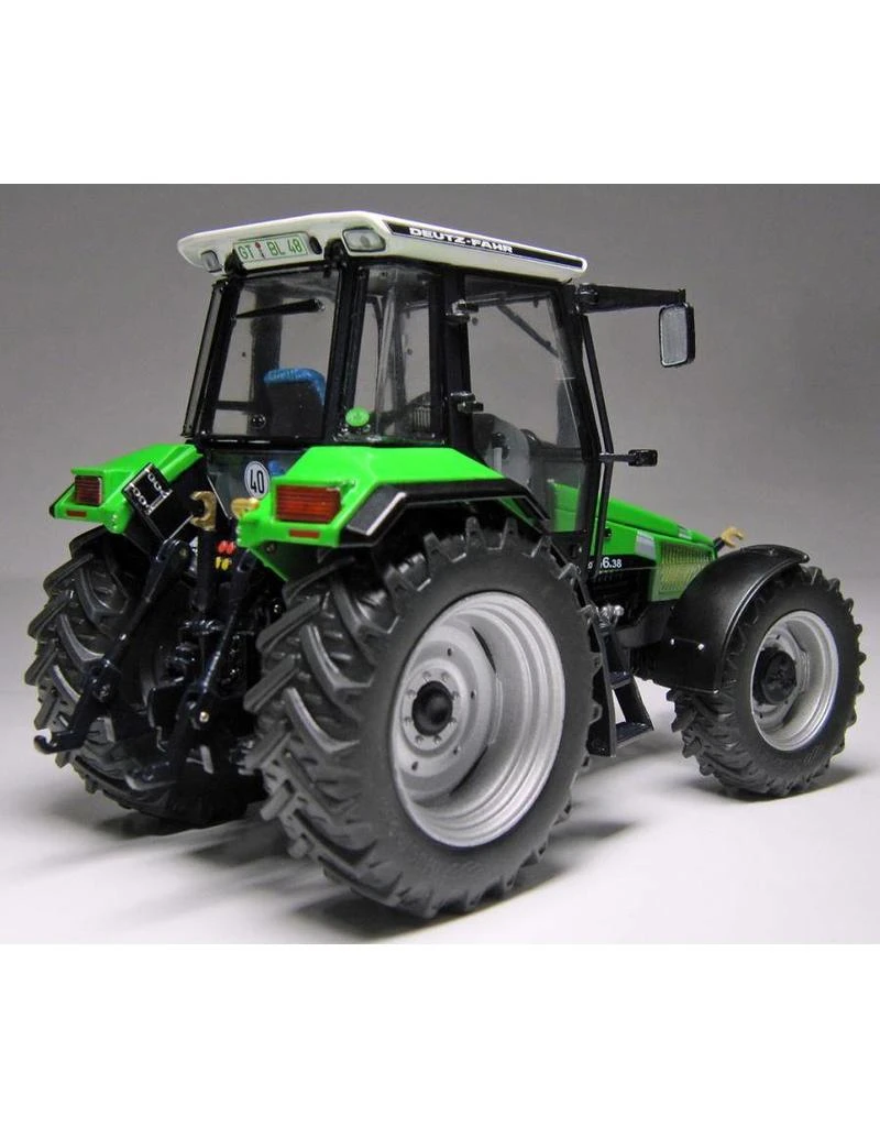 Weise Toys1028 - Deutz Fahr AgroStar 6.38 (1993-1995) 1:32 2 Weise Toys1028 - Deutz Fahr AgroStar 6.38 (1993-1995) 1:32 - Afbeelding 2